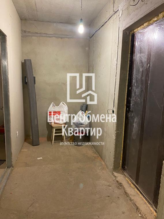 Продам квартиру в Иркутске по адресу Пискунова, 131/2, площадь 464 квм Недвижимость Иркутская  область (Россия)  Немного о характеристиках квартиры: 1-комнатная квартира находится на 2-ом этаже 15-ти этажного монолитного дома 2018 года постройки
