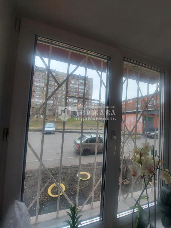 Продам квартиру в Кемерово по адресу Кузнецкий пр-кт, 122а, площадь 58 квм Недвижимость Кемеровская  область (Россия)  и КГТ