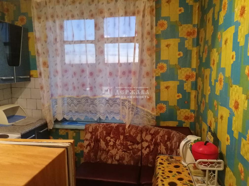 Продам квартиру в Кемерово по адресу Гагарина, 140, площадь 442 квм Недвижимость Кемеровская  область (Россия)  в г