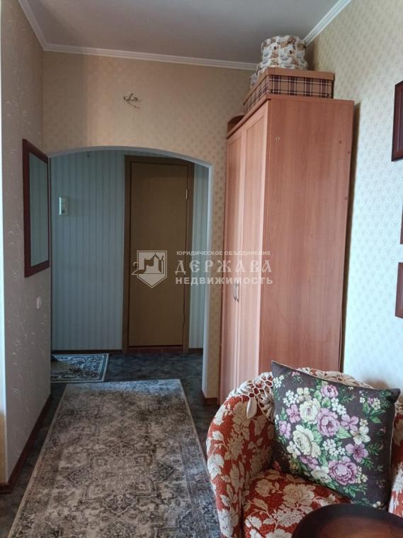 Продам квартиру в Кемерово по адресу Строителей б-р, 52А, площадь 339 квм Недвижимость Кемеровская  область (Россия) Соседи спокойные и дружелюбные