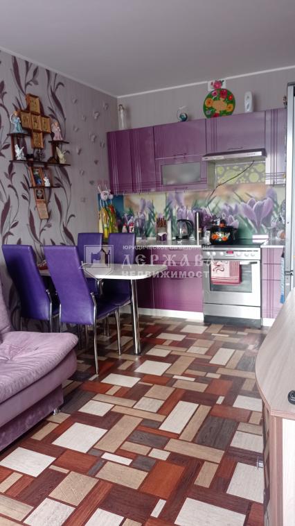 Продам квартиру в Кемерово по адресу Базовая, 4б, площадь 33 квм Недвижимость Кемеровская  область (Россия)
