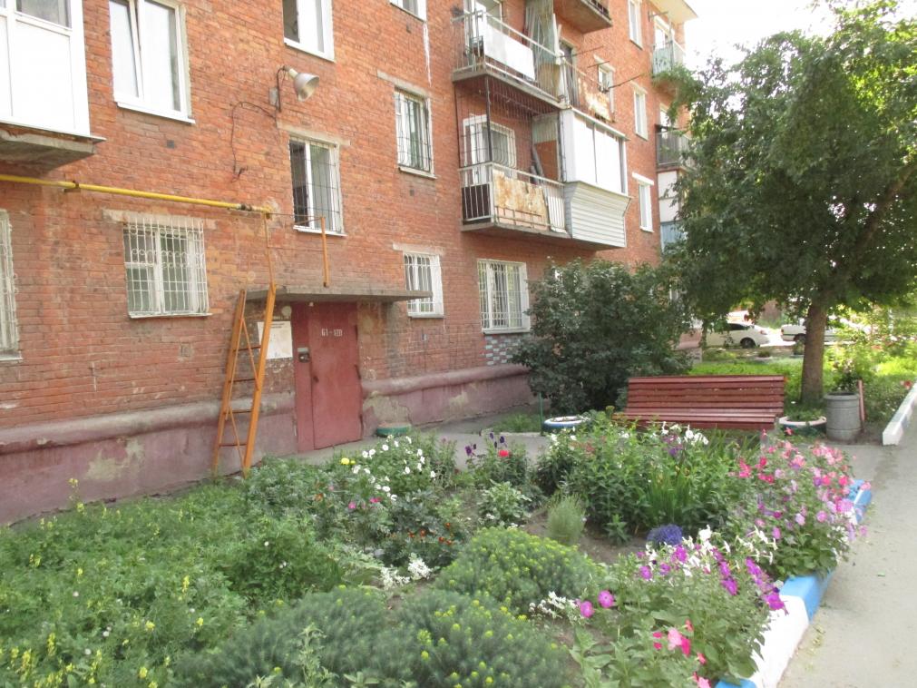 Продам квартиру в Омске по адресу 7-я линия, 186, площадь 23 квм Недвижимость Омская  область (Россия) Предлагается к продаже небольшая, но теплая однокомнатная квартира в отличном районе в пешей доступности от ост